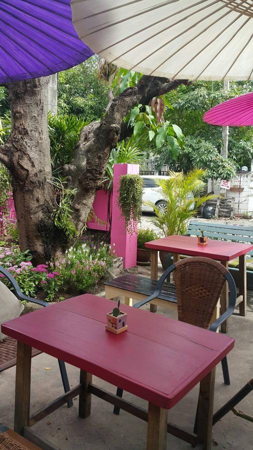 999 Triplenine Chiangmai Hostel Chiang Mai Bagian luar foto