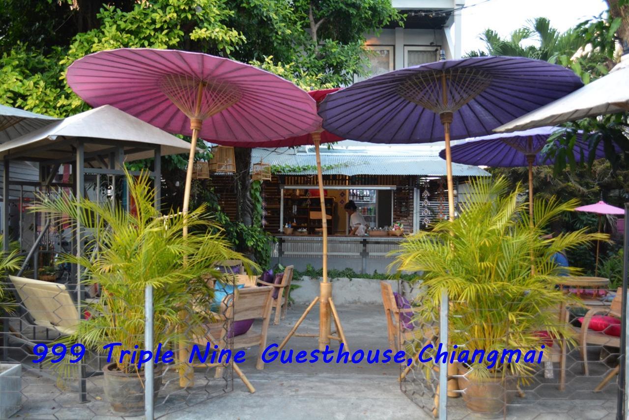 999 Triplenine Chiangmai Hostel Chiang Mai Bagian luar foto
